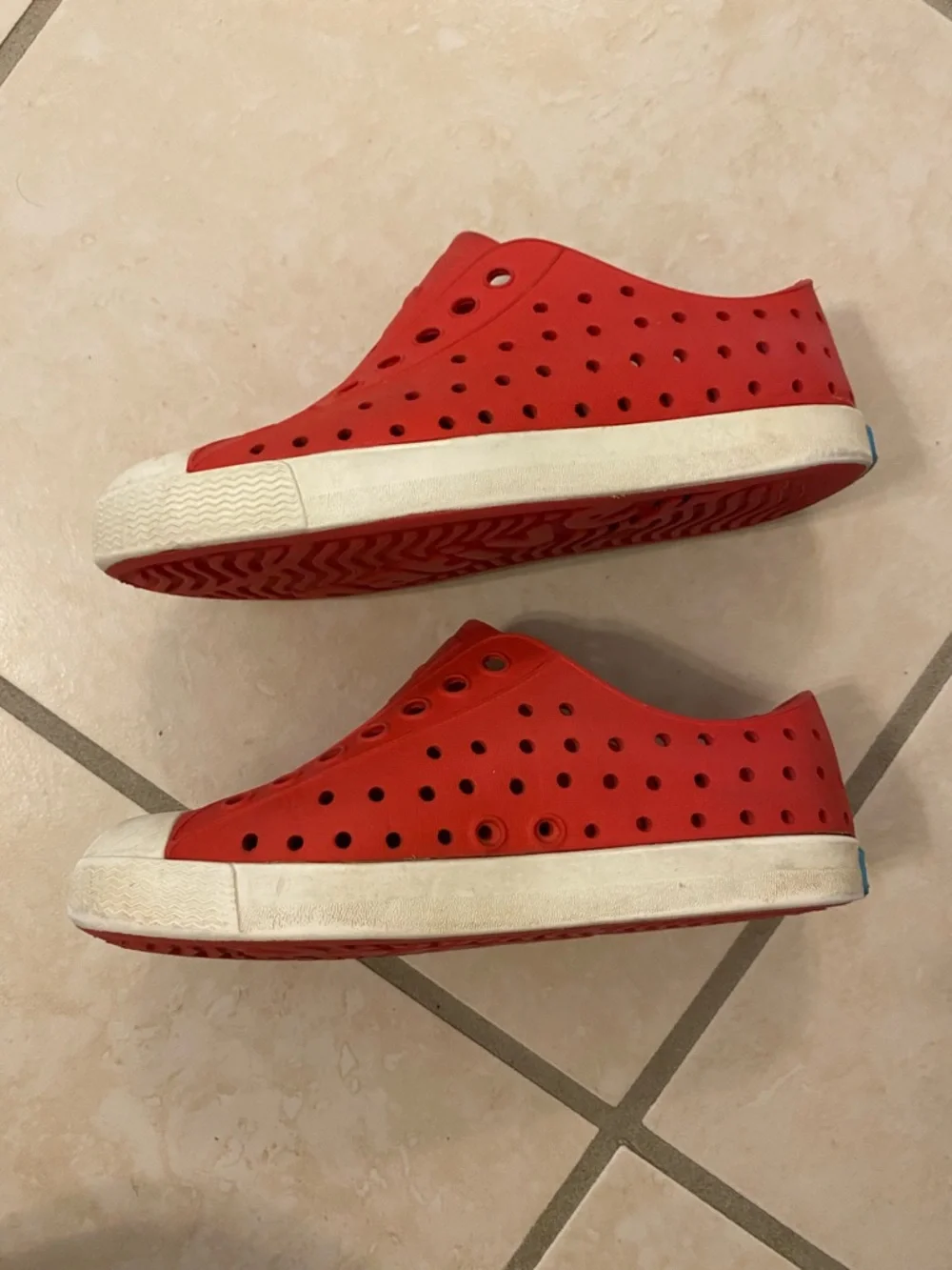 Native Slip-On Kids Water Shoes in Red with White Toe